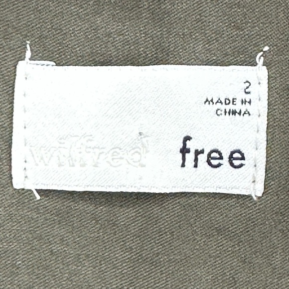 Wilfred Free Aritzia Long Sleeve Army Green Shirt with Flap Pockets Size 2 - Picture 4 of 6